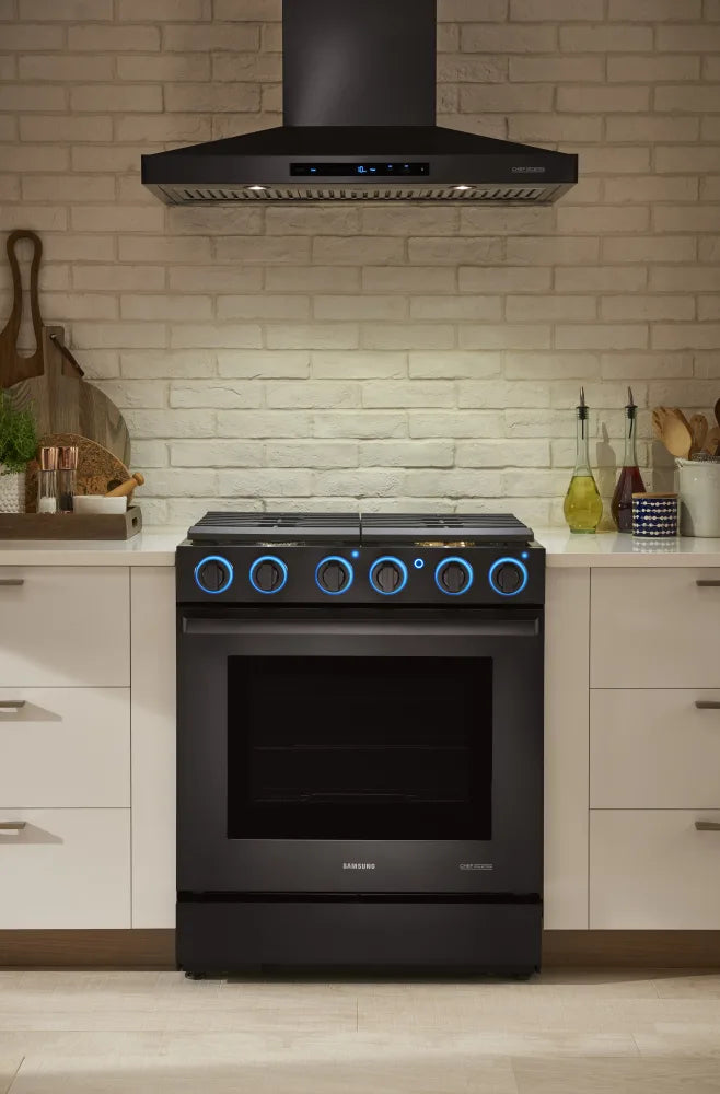 Samsung 5.8 cu. ft. 30" Gas Chef Collection Pro Range NX58M9960PM/AA Brand New - Open Box